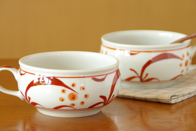 砥部焼の和食器 梅山窯のスープカップ 【砥部工房 からくさ】