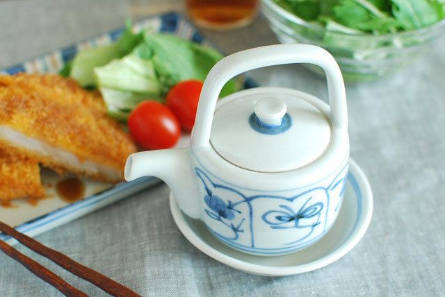 和食器・砥部焼　なずなの醤油さし