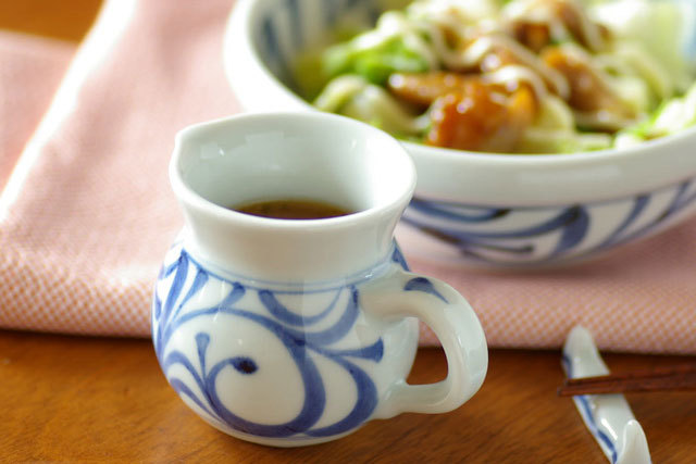 【砥部焼 梅山窯】からくさの手付クリーマー○