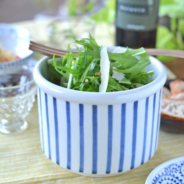 和食器・砥部焼　とくさ柄の筒鉢(5寸)