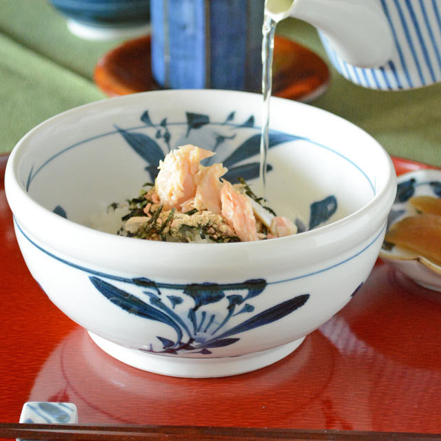 和食器・砥部焼　ごす花の玉口鉢(5寸)