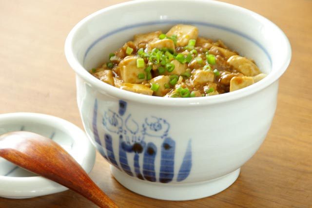 【砥部焼 森陶房】すいせんの小丼
