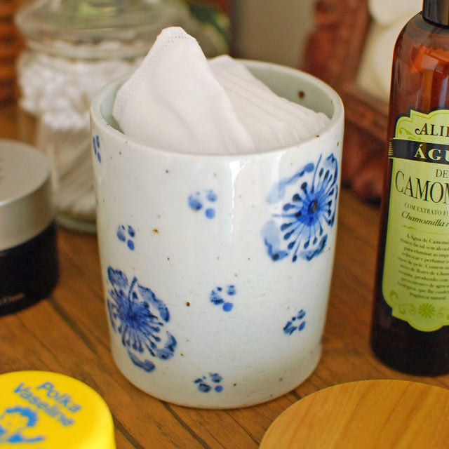 和食器・砥部焼　花文のキャニスター