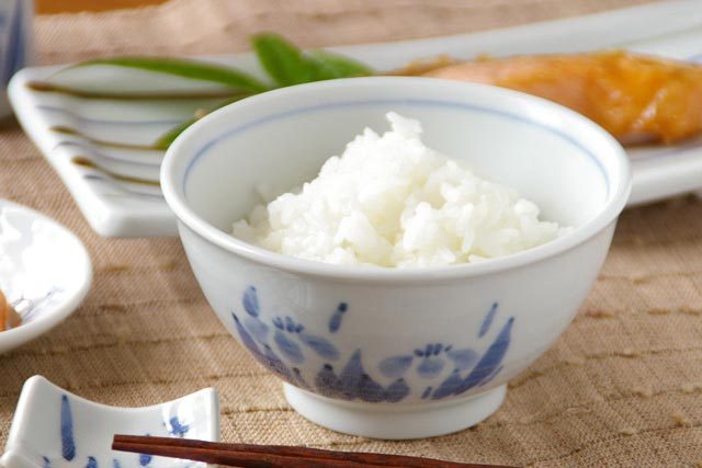 【砥部焼 森陶房】あやめの茶碗