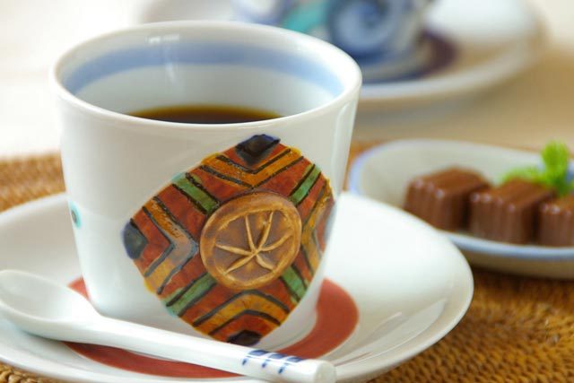 【砥部焼 西岡工房】印花文コーヒーカップ（やきしめ）★