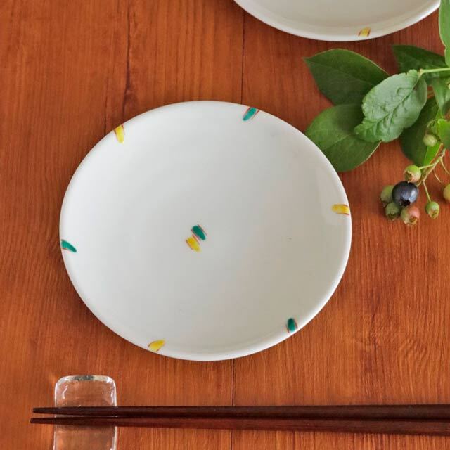 【砥部焼　中田窯】ふち色絵の丸皿(5寸)