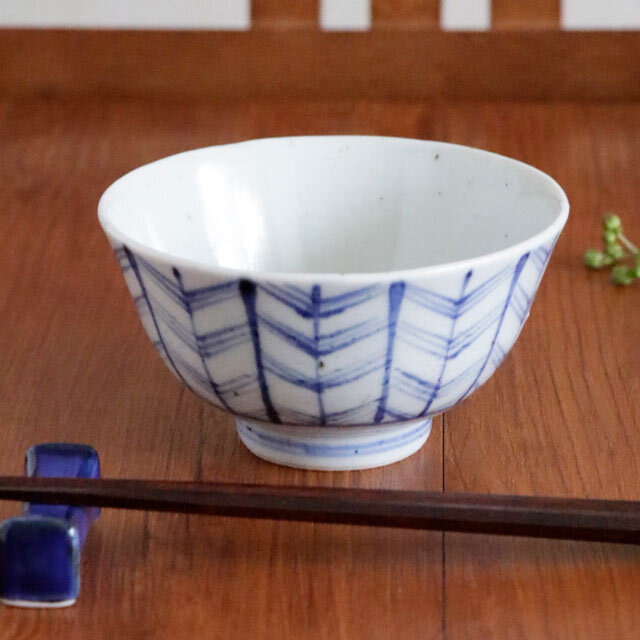 【砥部焼 中田窯】矢羽根の茶碗