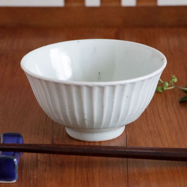【砥部焼 中田窯】白磁しのぎの茶碗