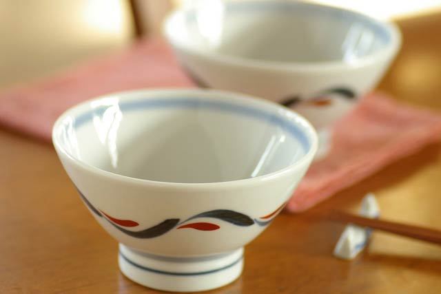 【砥部焼 岡田陶房】青赤波文の茶碗(大)