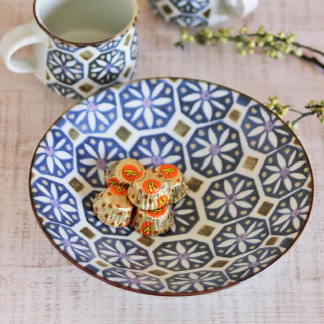 【砥部焼 皐月窯】八角花つなぎの浅鉢(7寸)