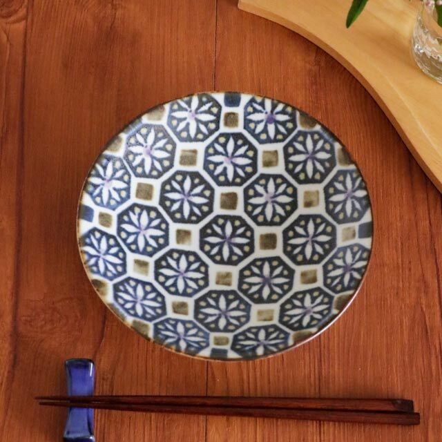 【砥部焼 皐月窯】八角花つなぎの浅鉢(6寸)