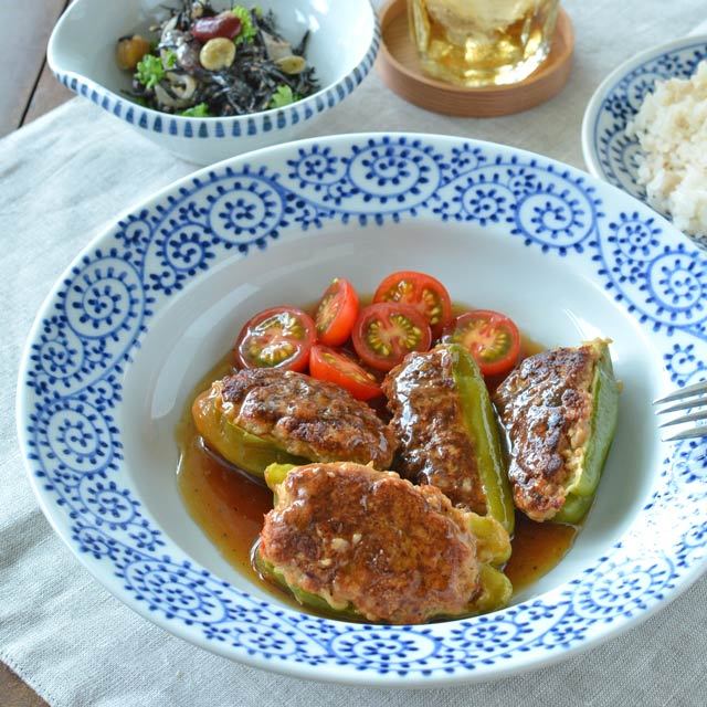 和食器・砥部焼　蛸唐草の縁付皿