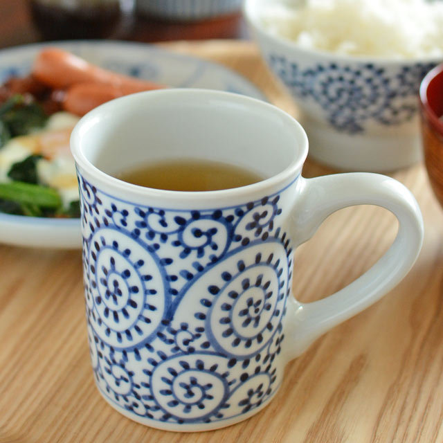 和食器・砥部焼　蛸唐草の切立マグカップ