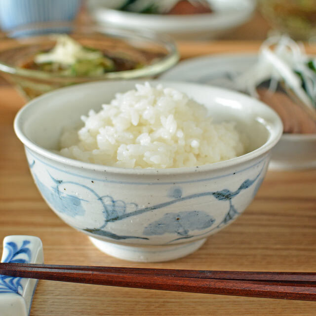 砥部焼の和食器 青達窯の茶碗 【砥部工房 からくさ】