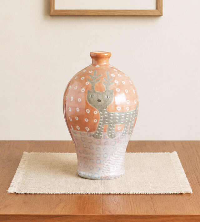 【砥部焼 スギウラ工房】どうぶつ花器(トナカイと松)