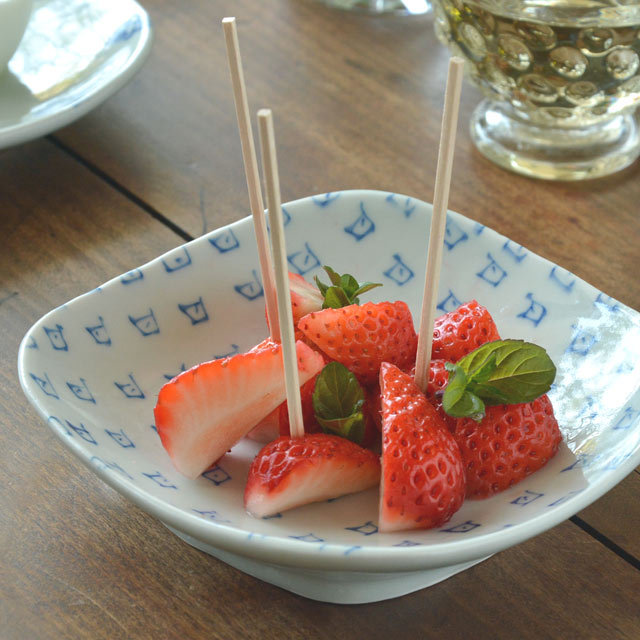 和食器・砥部焼　まるしかく取皿（四角）