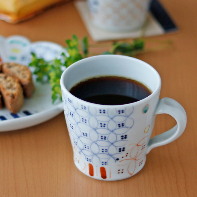和食器・砥部焼　陶房遊のマグカップ