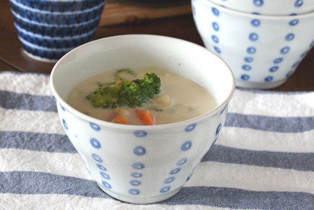 和食器・砥部焼　まる紋の多用碗