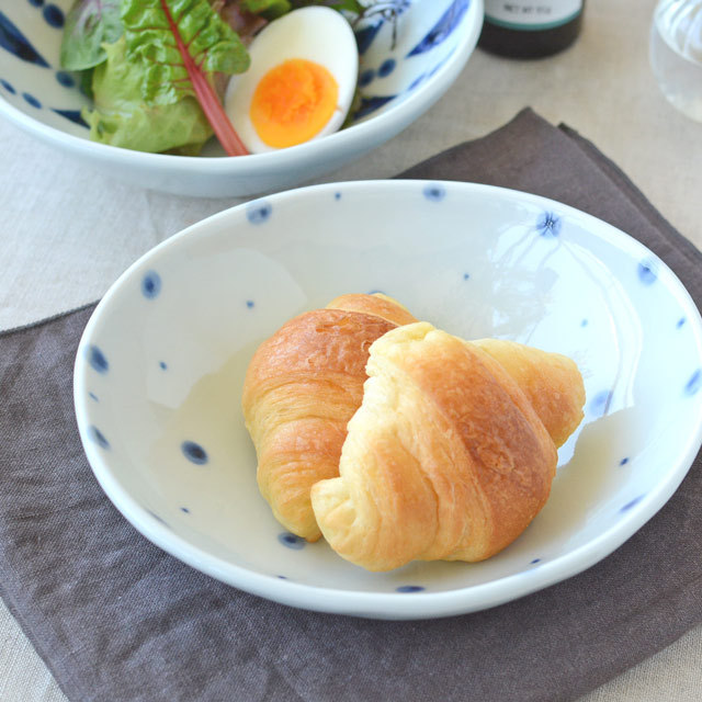 和食器・砥部焼　ブループラネットのサラダボウル