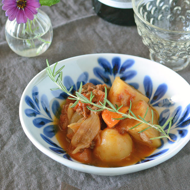 和食器・砥部焼　ブルーリーフのサラダボウル