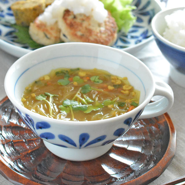 和食器・砥部焼　ブルーリーフのスープカップ