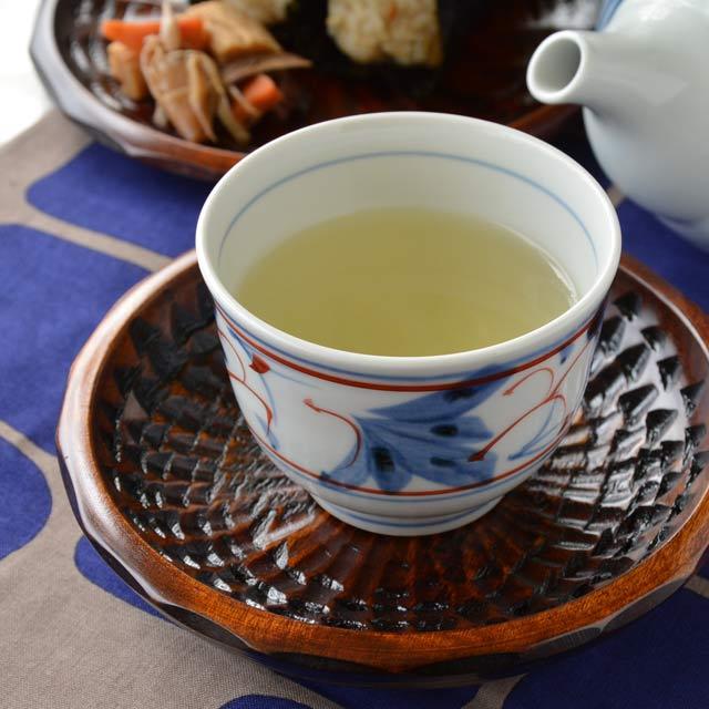 和食器・砥部焼　しだ紋の反湯呑