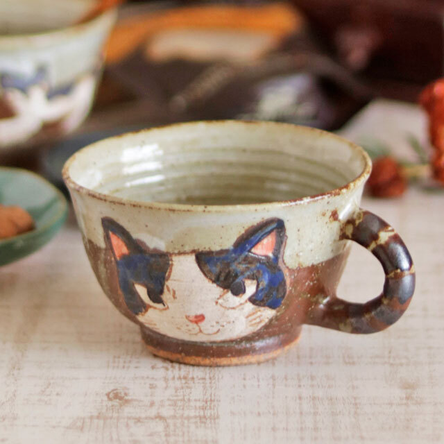 【陶工房 Sato】猫のカップ(ハチワレ)