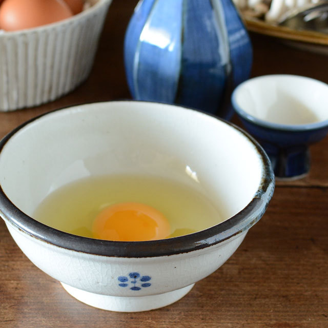 和食器・砥部焼　小梅文の古砥部玉ぶち鉢(4寸