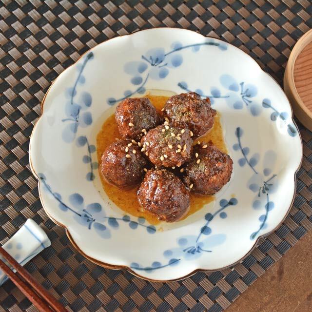 砥部焼・東吉窯　梅の花皿(5寸)