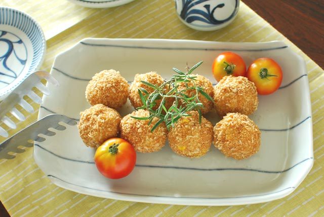 和食器・砥部焼　しましま柄の角プレート