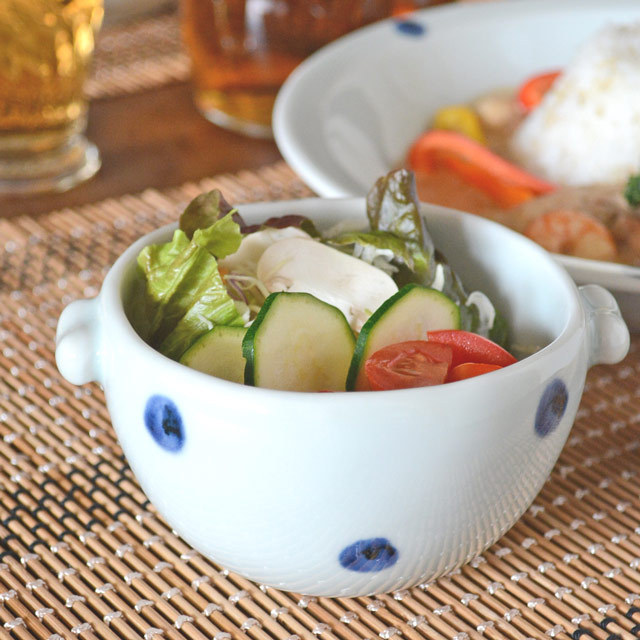 和食器・砥部焼　水玉もようの耳付スープカップ