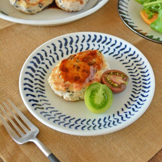 和食器・砥部焼　雲石窯の丸皿