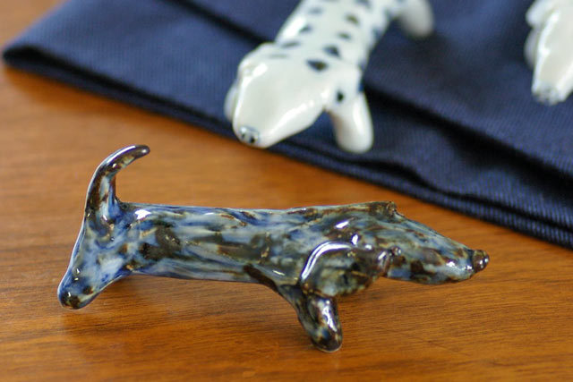 砥部焼・雲石窯　砥部焼犬のゴス