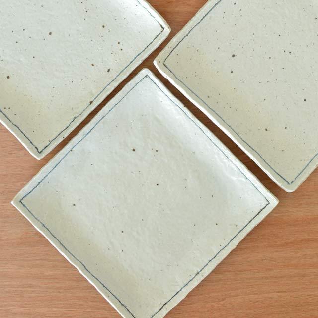 砥部焼・山中窯　くねくねラインの角皿(7寸)