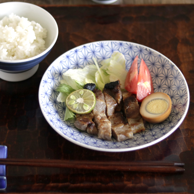 【砥部焼 陽貴窯】麻文の丸皿(6寸)