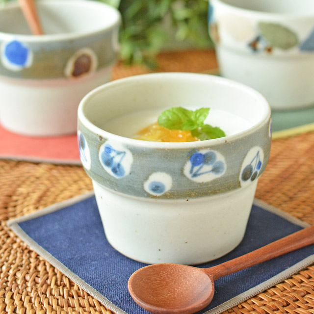 和食器・砥部焼　森陶房の段付カップ