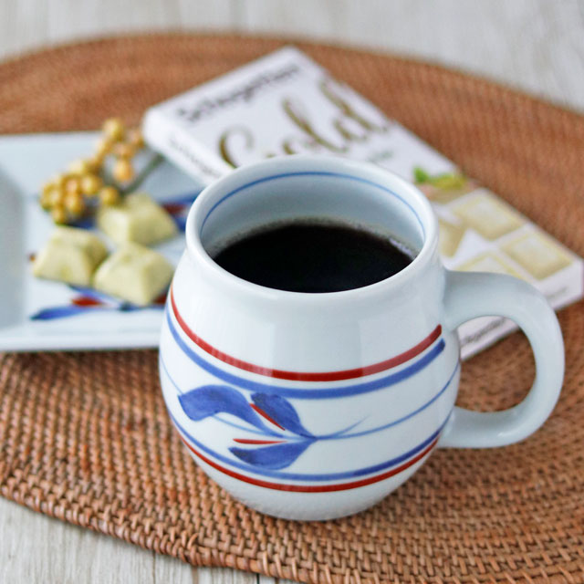 和食器・砥部焼　梅山窯のマグカップ