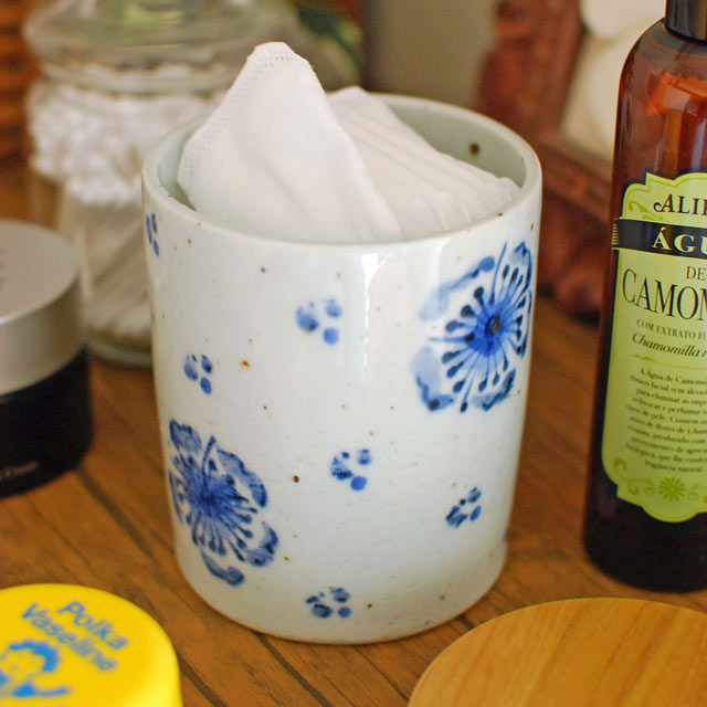 和食器・砥部焼　花文のキャニスター