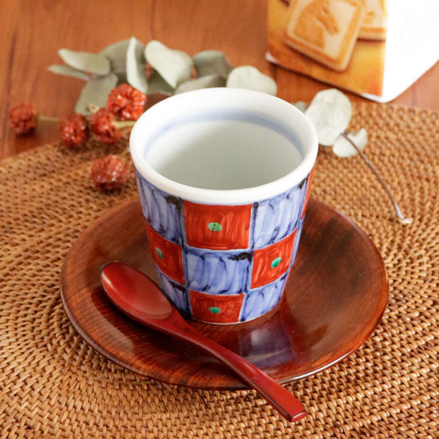 【砥部焼 西岡工房】市松のタンブラー(小)