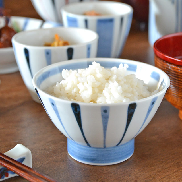 和食器・砥部焼　青線の茶碗(小)
