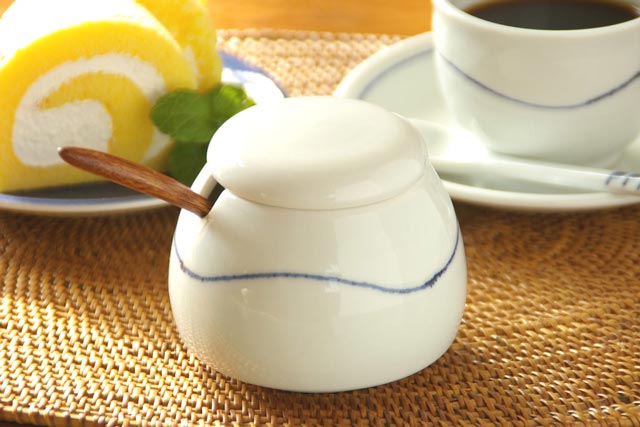 【砥部焼 向井窯】白いシュガーポット