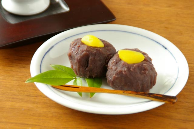 【砥部焼 向井窯】白い取皿（5寸）