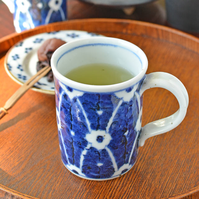 和食器・砥部焼　皐月窯のマグカップ