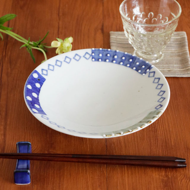 【砥部焼 皐月窯】四種文の浅鉢(6寸)