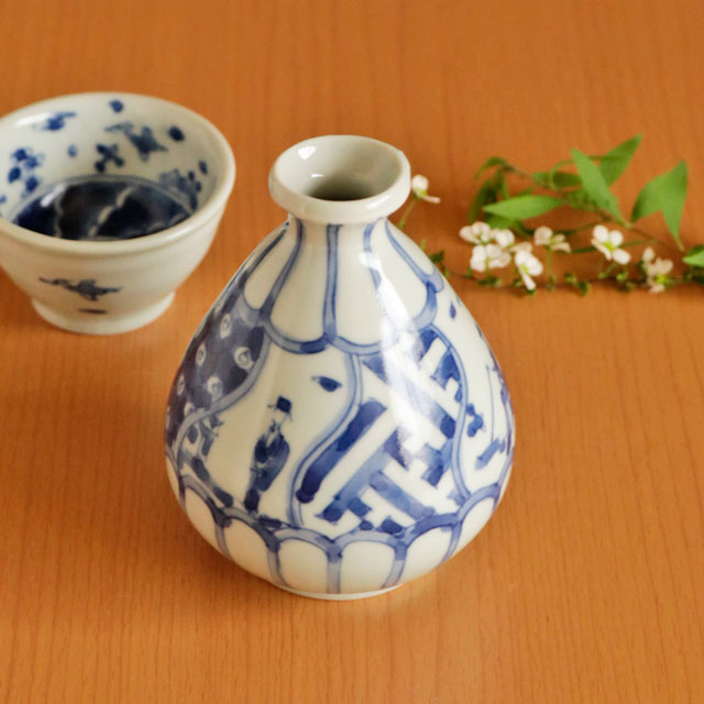 【砥部焼 スギウラ工房】染付の徳利(A)220cc