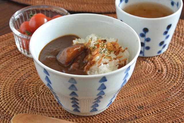 和食器・砥部焼　さんかく紋の多用碗