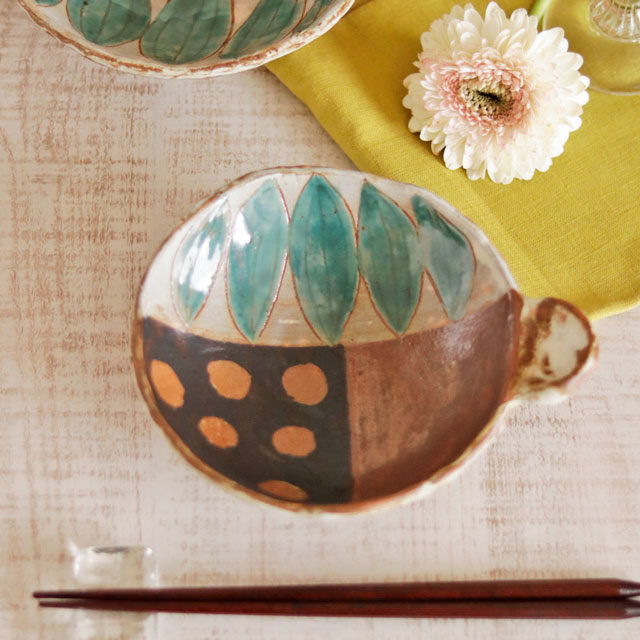 【砥部焼　陶工房 Sato】てびねり取手鉢(15cm)A・B・C