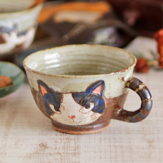 【陶工房 Sato】猫のカップ(ハチワレ)