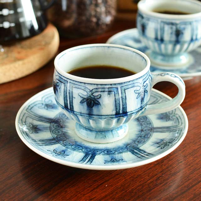 和食器・砥部焼　陶彩窯のコーヒーカップ