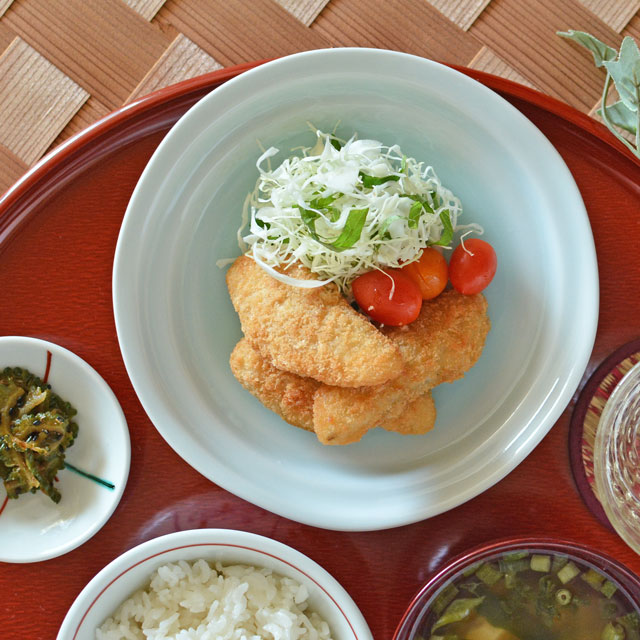 和食器・砥部焼　陶彩窯の丸皿